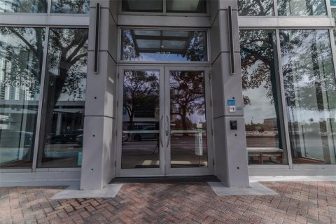 Copropriété à louer à Tampa, Floride: 2 chambres, 85.66 m2 № 1846831 - photo 2