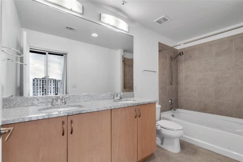 Copropriété à louer à Tampa, Floride: 2 chambres, 85.66 m2 № 1846831 - photo 14