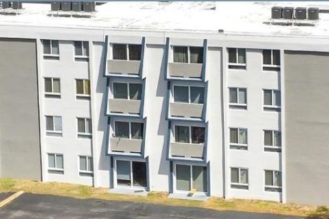 Casa en alquiler en Cutler Bay, Florida, 1 dormitorio, 40372.35 m2 № 1963899 - foto 13