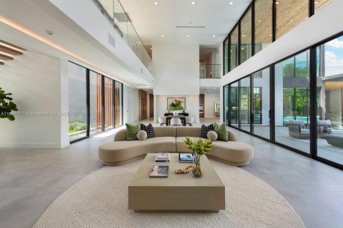Casa en venta en Pinecrest, Florida, 8 dormitorios, 785.49 m2 № 1932798 - foto 8