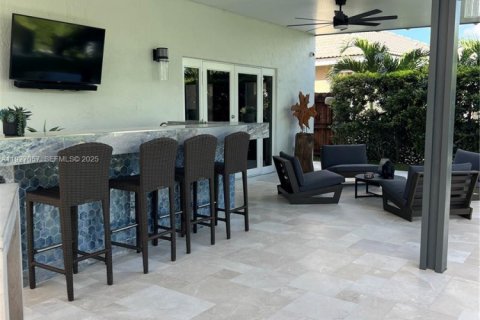 Снять в аренду виллу или дом в Майами, Флорида 4 спальни, 213.02м2, № 1986182 - фото 27