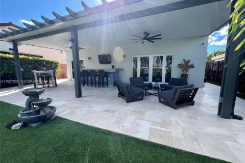 Снять в аренду виллу или дом в Майами, Флорида 4 спальни, 213.02м2, № 1986182 - фото 28