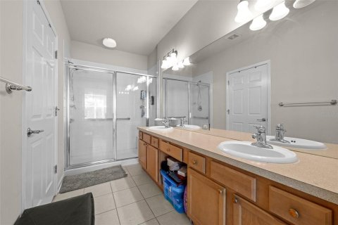 Copropriété à vendre à Riverview, Floride: 3 chambres, 130.16 m2 № 1915633 - photo 4