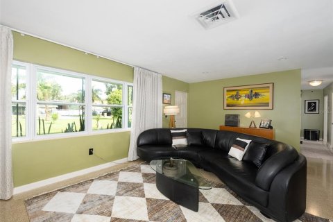 Villa ou maison à vendre à Leesburg, Floride: 4 chambres, 295.24 m2 № 2414083 - photo 14