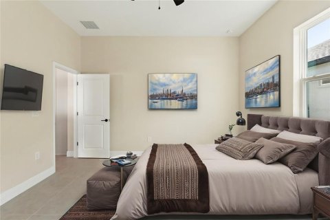 House in Spring Hill, Florida 5 bedrooms, 284.28 sq.m. № 1525441 - photo 30
