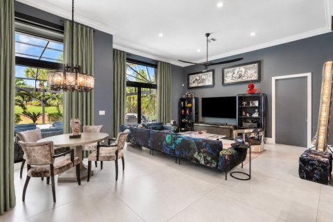 Купить виллу или дом в Бока-Ратон, Флорида 10 комнат, 354.79м2, № 2261420 - фото 10