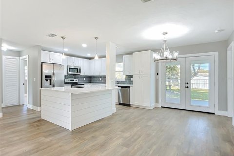 Villa ou maison à vendre à Palmetto, Floride: 3 chambres, 138.05 m2 № 1917643 - photo 11