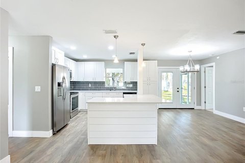 Купить виллу или дом в Пальметто, Флорида 6 комнат, 138.05м2, № 1917643 - фото 15