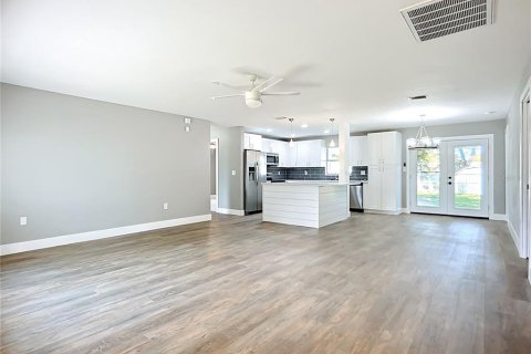 Villa ou maison à vendre à Palmetto, Floride: 3 chambres, 138.05 m2 № 1917643 - photo 8