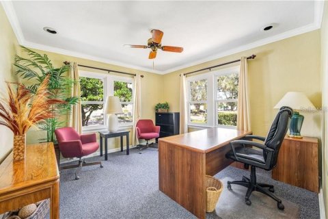Propiedad comercial en alquiler en Orlando, Florida, 129.69 m2 № 1517954 - foto 15