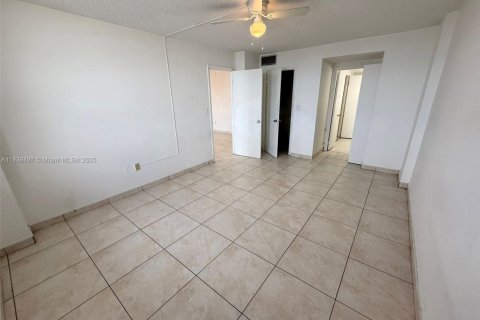 Copropriété à vendre à Miami, Floride: 1 chambre, 78.04 m2 № 1825809 - photo 6