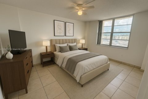 Copropriété à vendre à Miami, Floride: 1 chambre, 78.04 m2 № 1825809 - photo 2