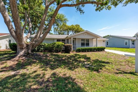 Casa en Ocala, Florida 2 dormitorios, 101.82 m2 № 2195336