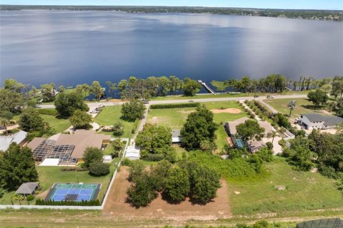 Terreno en venta en Clermont, Florida № 1792221 - foto 1