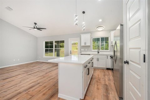 House in Citrus Springs, Florida 3 bedrooms, 134.62 sq.m. № 1792733 - photo 11