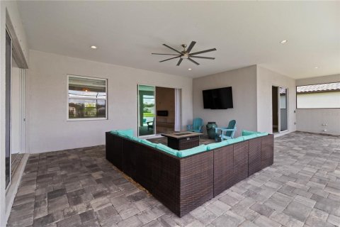 House in Parrish, Florida 4 bedrooms, 278.89 sq.m. № 1917576 - photo 30
