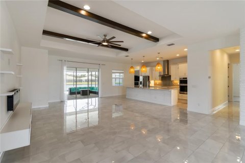 House in Parrish, Florida 4 bedrooms, 278.89 sq.m. № 1917576 - photo 5