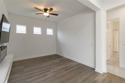 House in Parrish, Florida 4 bedrooms, 278.89 sq.m. № 1917576 - photo 17