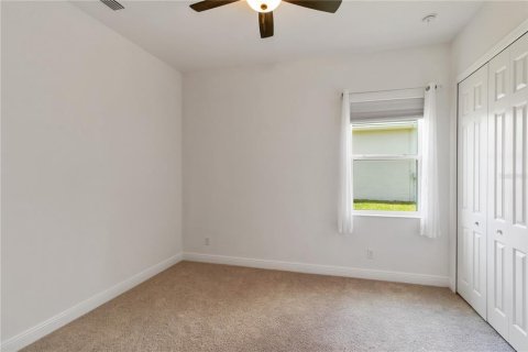 House in Parrish, Florida 4 bedrooms, 278.89 sq.m. № 1917576 - photo 21