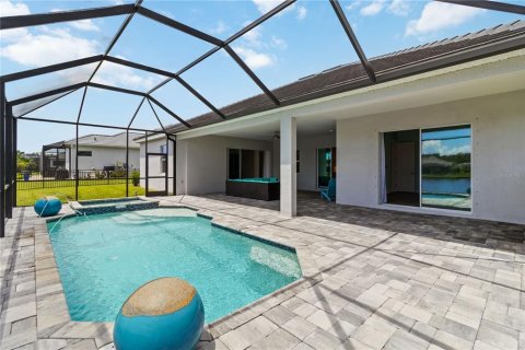 House in Parrish, Florida 4 bedrooms, 278.89 sq.m. № 1917576 - photo 28