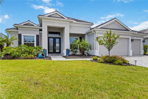 House in Parrish, Florida 4 bedrooms, 278.89 sq.m. № 1917576 - photo 3