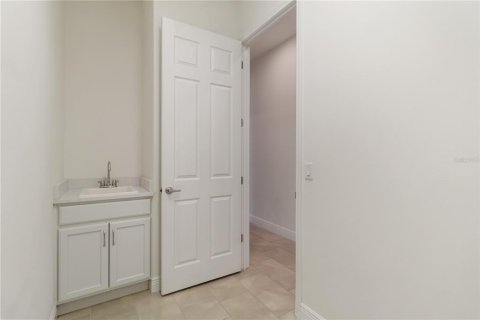 House in Parrish, Florida 4 bedrooms, 278.89 sq.m. № 1917576 - photo 26