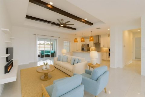 House in Parrish, Florida 4 bedrooms, 278.89 sq.m. № 1917576 - photo 4