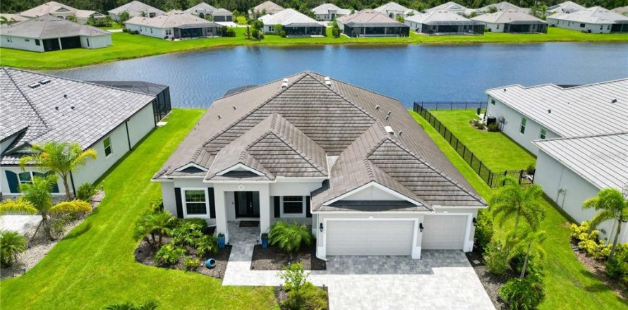 Villa ou maison à Parrish, Floride 4 chambres, 278.89 m2 № 1917576