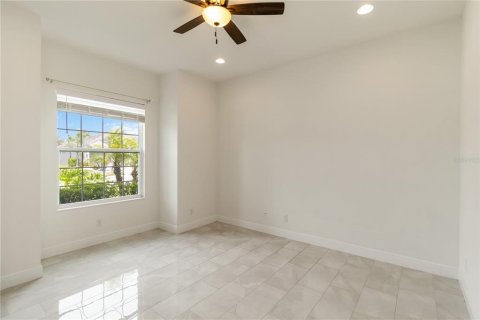 House in Parrish, Florida 4 bedrooms, 278.89 sq.m. № 1917576 - photo 15
