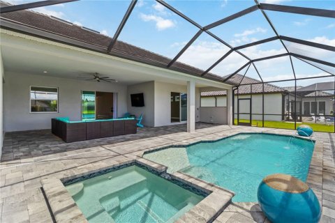 House in Parrish, Florida 4 bedrooms, 278.89 sq.m. № 1917576 - photo 29