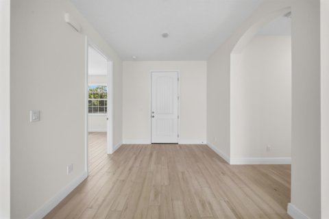House in St. Lucie, Florida 4 bedrooms, 164.9 sq.m. № 2083288 - photo 12
