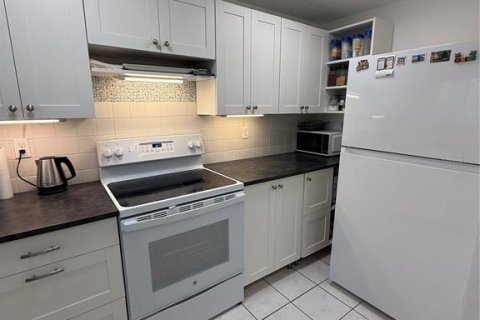 Купить кондоминиум в Клируотер, Флорида 4 комнаты, 66.89м2, № 2233801 - фото 4