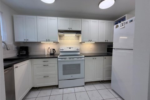Купить кондоминиум в Клируотер, Флорида 4 комнаты, 66.89м2, № 2233801 - фото 3