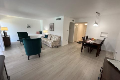 Купить кондоминиум в Клируотер, Флорида 4 комнаты, 66.89м2, № 2233801 - фото 6