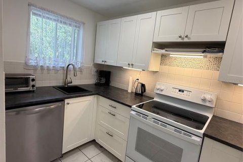 Купить кондоминиум в Клируотер, Флорида 4 комнаты, 66.89м2, № 2233801 - фото 2