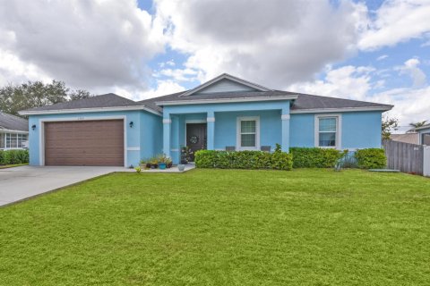 Villa ou maison à vendre à Port St. Lucie, Floride: 4 chambres, 190.45 m2 № 2086714 - photo 21