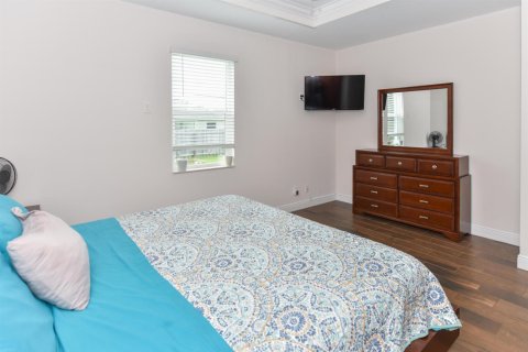 Villa ou maison à vendre à Port St. Lucie, Floride: 4 chambres, 190.45 m2 № 2086714 - photo 15