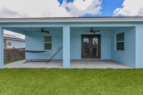 Villa ou maison à vendre à Port St. Lucie, Floride: 4 chambres, 190.45 m2 № 2086714 - photo 29