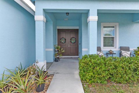 Villa ou maison à Port St. Lucie, Floride 4 chambres, 190.45 m2 № 2086714