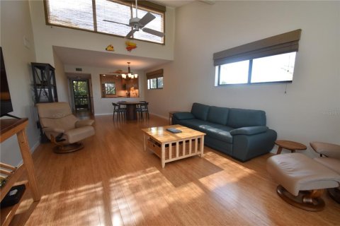 Снять в аренду кондоминиум в Сарасота, Флорида 6 комнат, 112.97м2, № 982921 - фото 10
