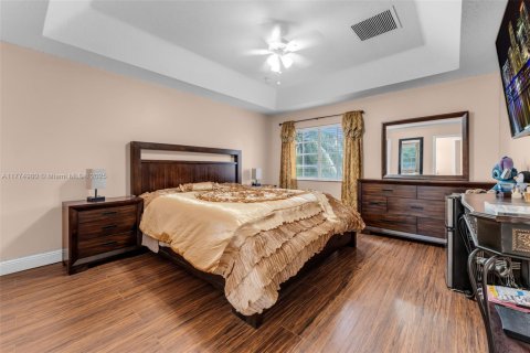 House in Cutler Bay, Florida 3 bedrooms, 197.7 sq.m. № 1731239 - photo 19
