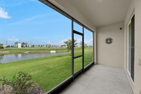 Townhouse in Parrish, Florida 3 bedrooms, 154.78 sq.m. № 2277503 - photo 21