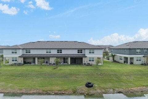Townhouse in Parrish, Florida 3 bedrooms, 154.78 sq.m. № 2277503 - photo 23
