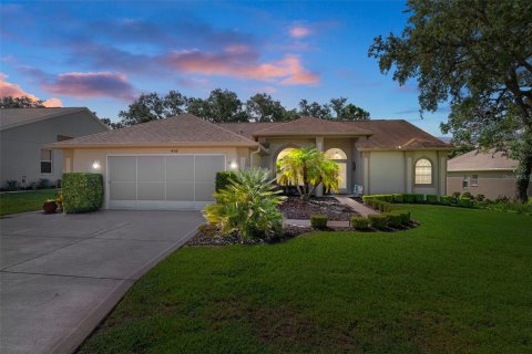 Casa en venta en Spring Hill, Florida, 3 dormitorios, 189.06 m2 № 1876025 - foto 8