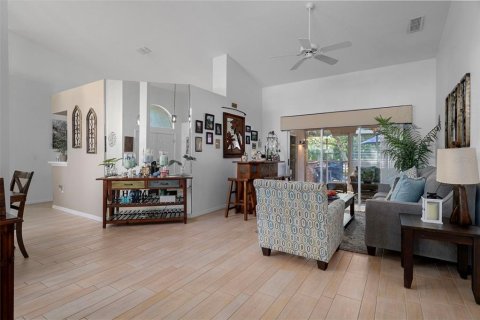 Casa en venta en Spring Hill, Florida, 3 dormitorios, 189.06 m2 № 1876025 - foto 14