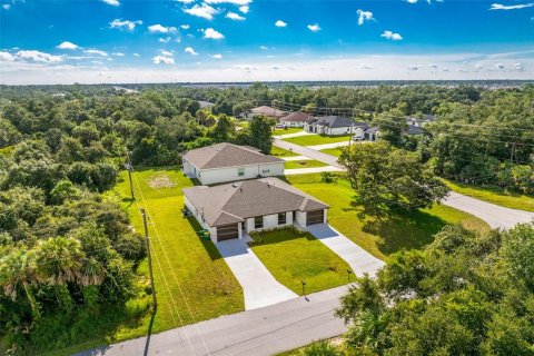 Appartement à louer à Port Charlotte, Floride: 3 chambres, 115.76 m2 № 2406491 - photo 21