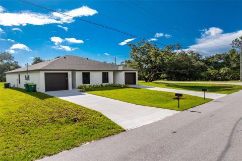 Appartement à louer à Port Charlotte, Floride: 3 chambres, 115.76 m2 № 2406491 - photo 18