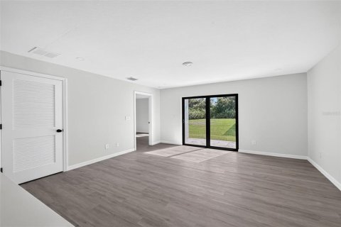 Appartement à louer à Port Charlotte, Floride: 3 chambres, 115.76 m2 № 2406491 - photo 9