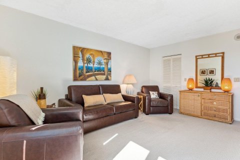 Condo in South Palm Beach, Florida, 2 bedrooms  № 2381432 - photo 29