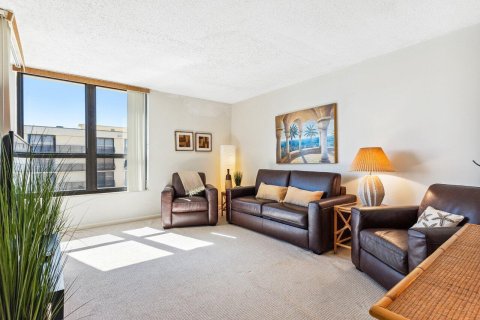 Condo in South Palm Beach, Florida, 2 bedrooms  № 2381432 - photo 27